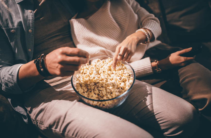 Was noch nicht fehlen darf? Richtig, Popcorn!