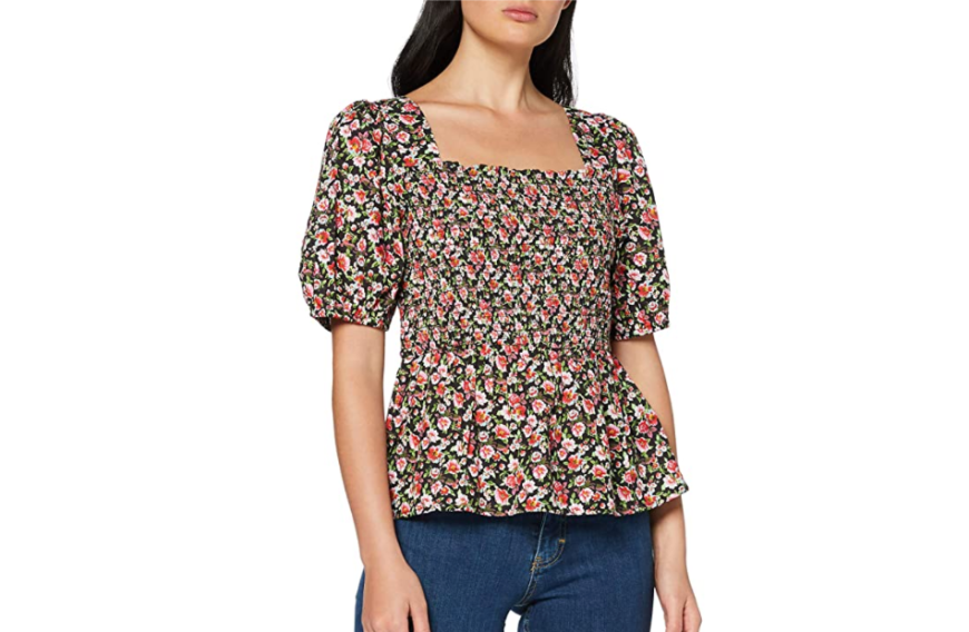 ... die kurzärmelige Rüschen-Bluse von Find ist DAS Must-have der Saison.