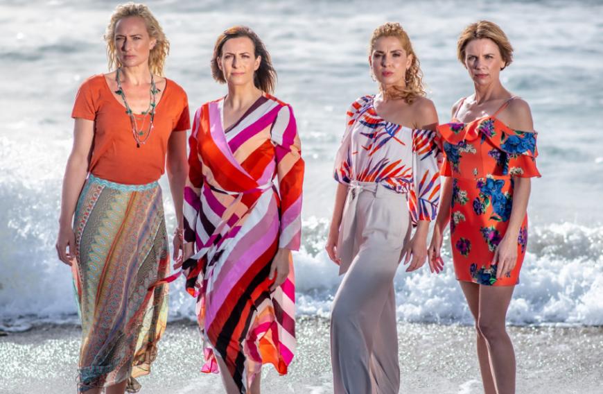 In der 7000. Folge geht es für (v.l.) Maren (Eva Mona Rodekirchen), Katrin (Ulrike Frank), Nina (Maria Wedig) und Yvonne (Gisa Zach) um Leben und Tod ...