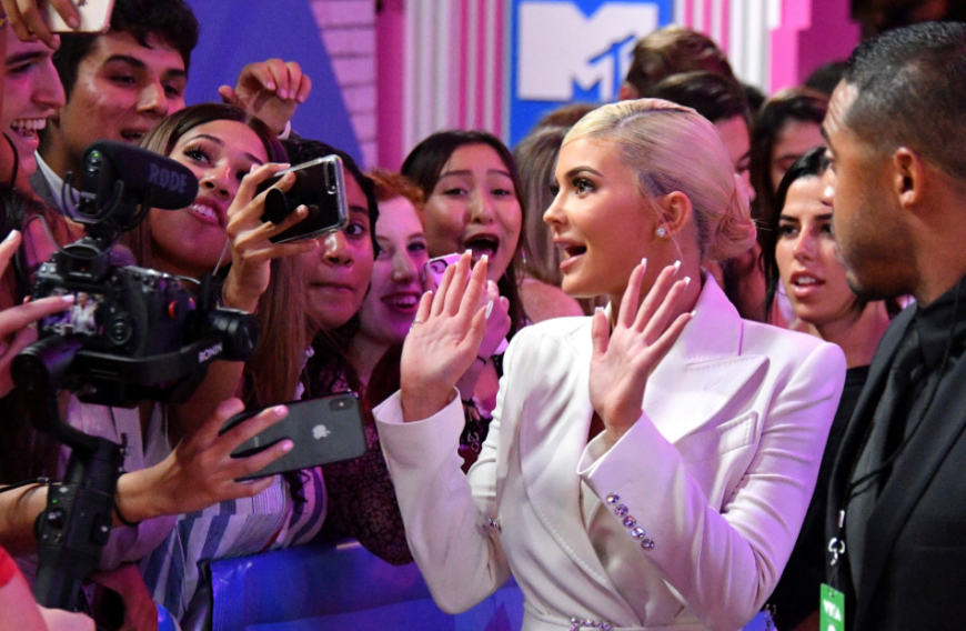 Eigentlich hat der Kardashian-Spross eine riesige Fan-Base ...
