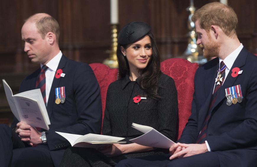 Hinter allem soll Harrys Ehefrau Meghan stecken: Die US-Amerikanerin scheint das einstige Duo immer weiter auseinander zu bringen.