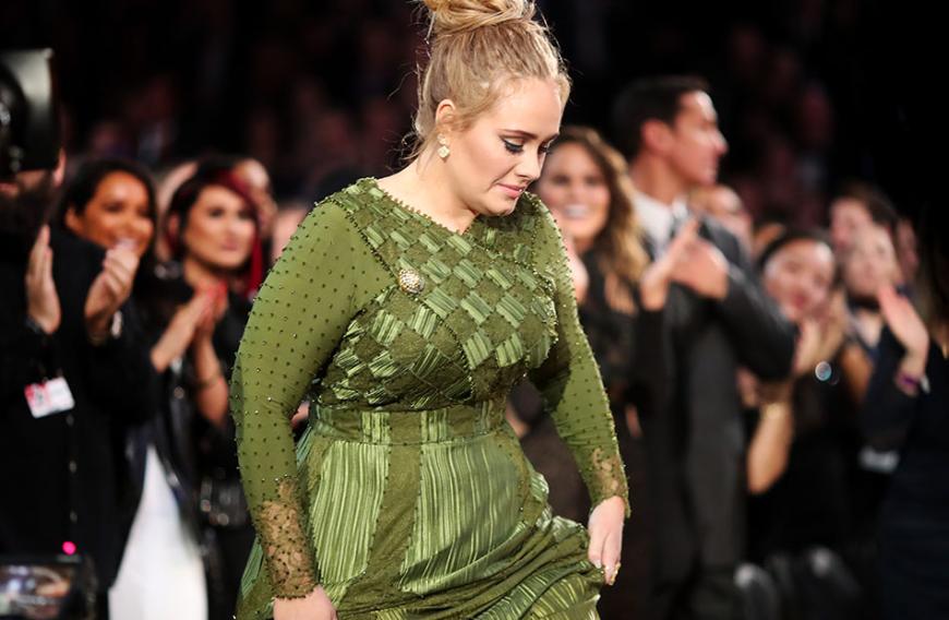 SO sieht Adele nicht mehr aus: Die Sängerin hat eine krasse Kilo-Verwandlung hinter sich ...