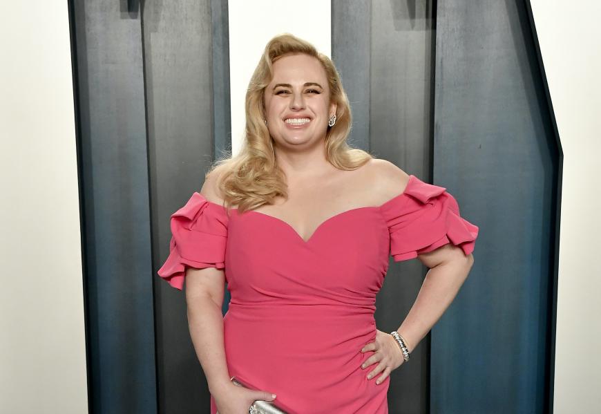 Bei den diesjährigen Oscars präsentierte sich Rebel Wilson stolz und selbstbewusst in ihrem erschlankten Körper.