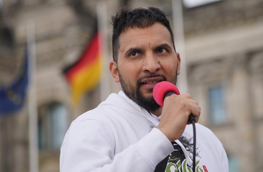 ... Attila Hildmann an. In Berlin kam es dann zu einer Diskussion, die in einem Polizeieinsatz endete.