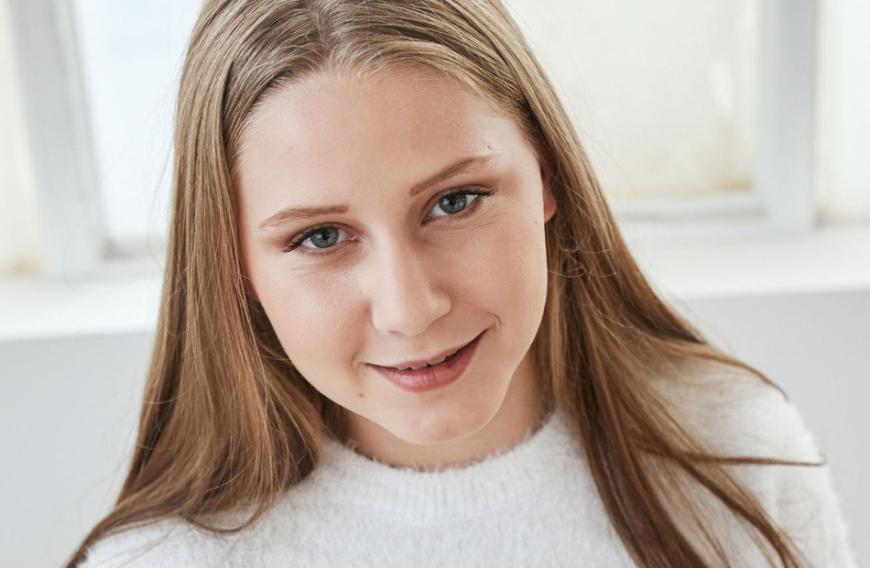 Küken Loredana Wollny postete einen traumhaften Urlaubsschnappschuss von sich und ihrer Schwester Estefania Wollny ...