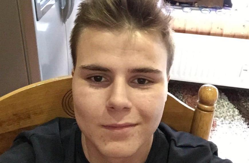 Seit dem Bruch mit seiner Familie und der Öffentlichkeit scheint der 23-Jährige sein Leben umgekrempelt zu haben.