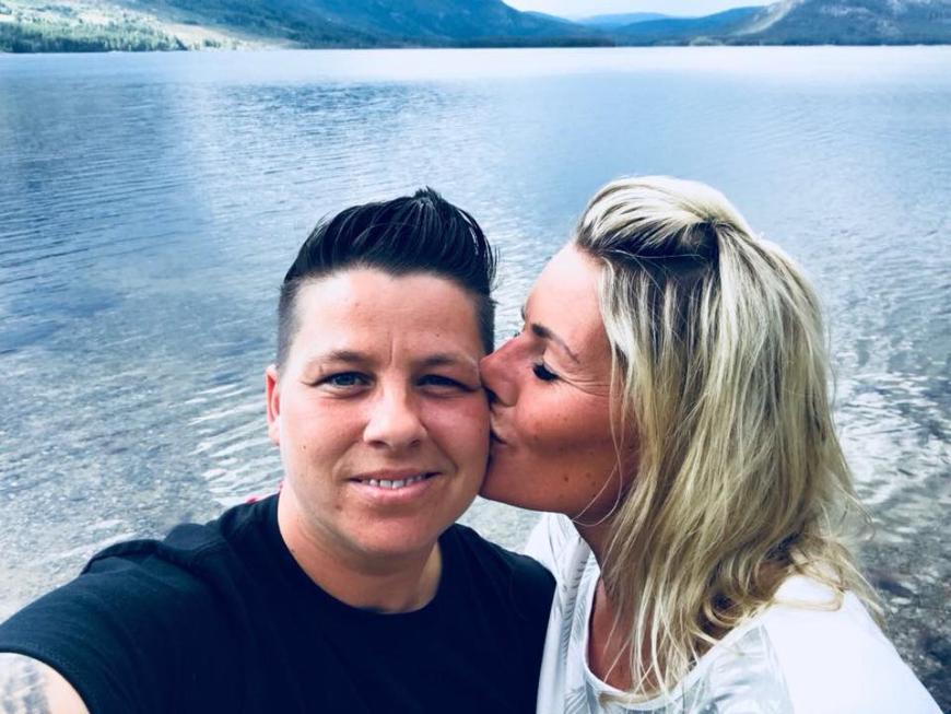 Kerstin Ott und ihre Frau Karolina haben wirklich eine süße Familie zum Knutschen!