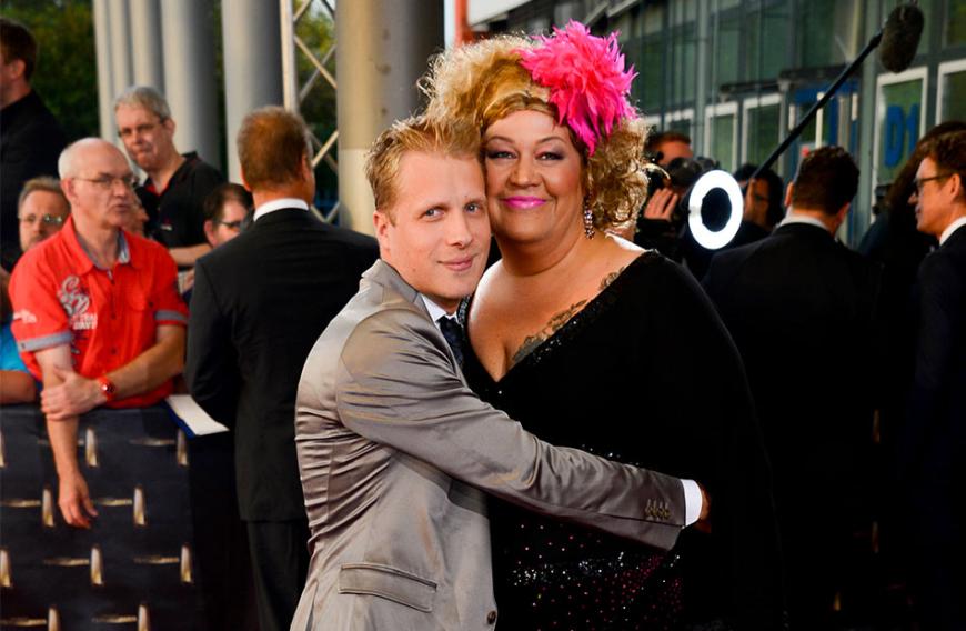 Oliver Pocher erlaubt sich einen neuen Spaß! Diesmal zusammen mit Ilka Bessin ...