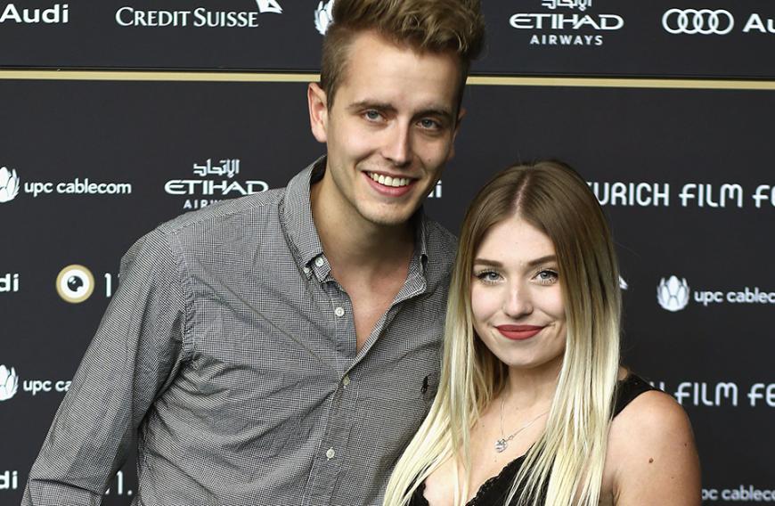 Julienco
Richtiger Name: Julian Claßen, Mann von Bibi Claßen
Mitglied bei YouTube seit: 27.07.2014
Erstes Video: