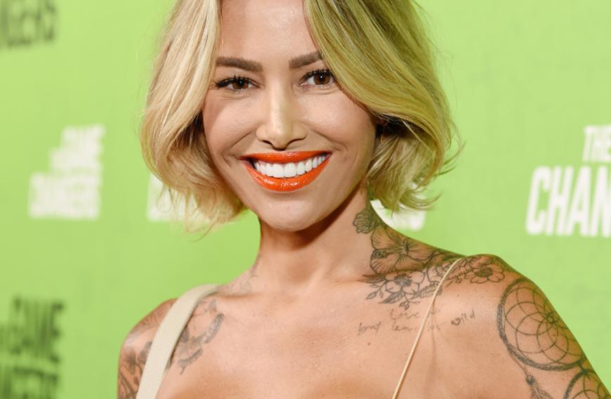 Nur wenige Monate nach der Trennung vergnügt er sich nun mit Model Tina Louise. Ob diese Liebe wirklich eine Zukunft hat?