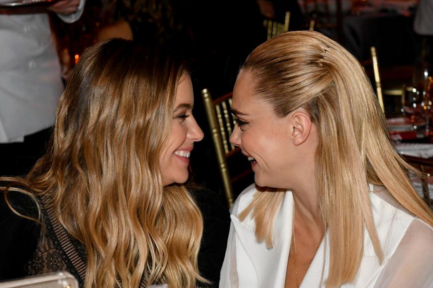 Kann Kaia Cara über ihre Ex Ashley Benson hinwegtröstenß