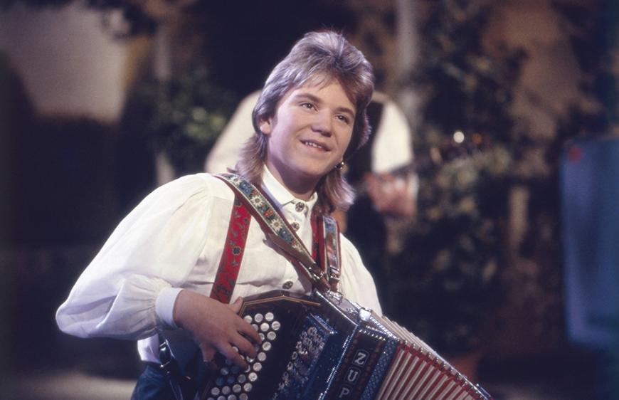 Der kleine Florian Silbereisen mit seinem Zupan Akkordeon im Musikantenstadl Anfang der 1990er Jahre. Später spielte er eine Steirische Harmonika.