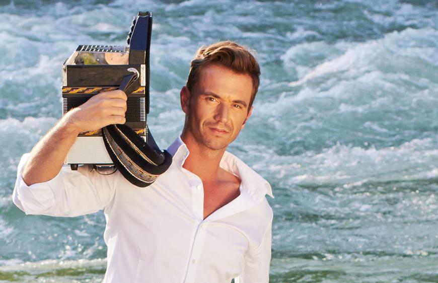Das Akkordeon begleitete ihn bis in die 2010er Jahre hinein, als Florian Silbereisen nach und nach die Volksmusik-Vergangenheit ablegte und zum Schlager-Showmaster wurde.
