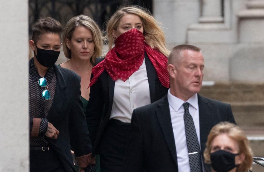 Amber Heard kommt mit neuen Details über Johnny Depp um die Ecke ...