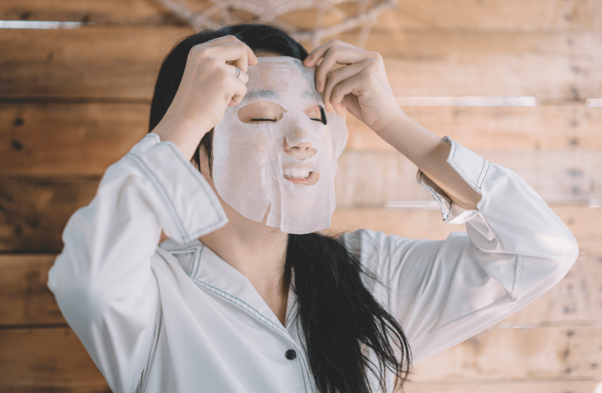 Um den Anti-Aging-Effekt zu verstärken, braucht unsere Haut hin und wieder eine Intensivpflege. Wir haben eine Maske entdeckt, die zu den Topsellern in Großbritannien zählt ...