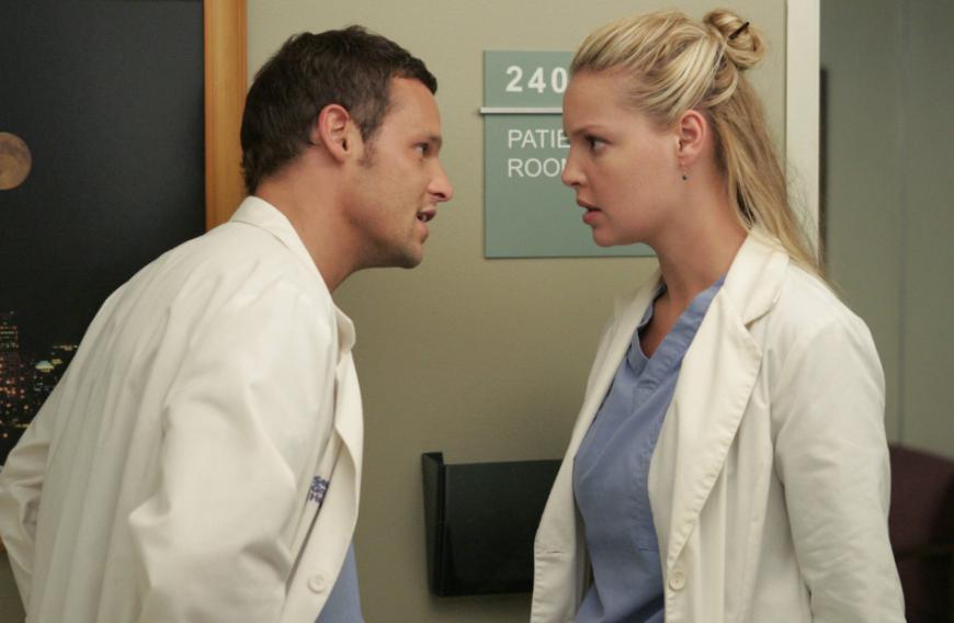 In wenigen Wochen flimmert die beliebte Arztserie endlich wieder über die Mattscheiben. Dabei müssen sich die Zuschauer auf das traurige Serien-Aus von Alex Karev (Justin Chambers) gefasst machen.