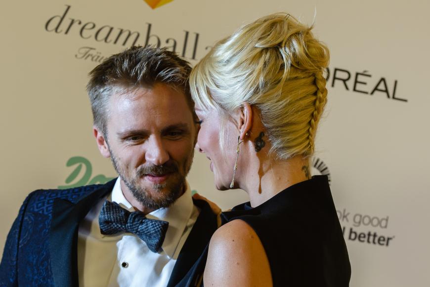 Sooo verliebt! Sarah und Florian zeigen sich so glücklich und privat wie sonst nie ...