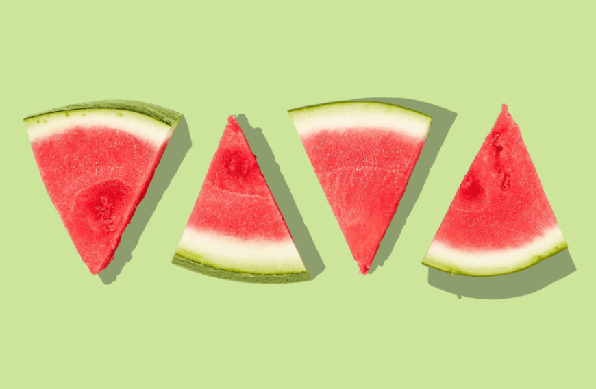 Wassermelonen sind absolute Feuchtigkeitsbooster – und darüber freut sich auch unsere Haut.