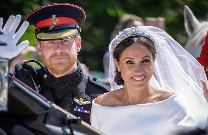 Kurz vor der Hochzeit mit Meghan soll Harry die Fassung verloren haben. Der Grund: Eine Angestellte soll sich nicht richtig um Meghan gekümmert haben.
