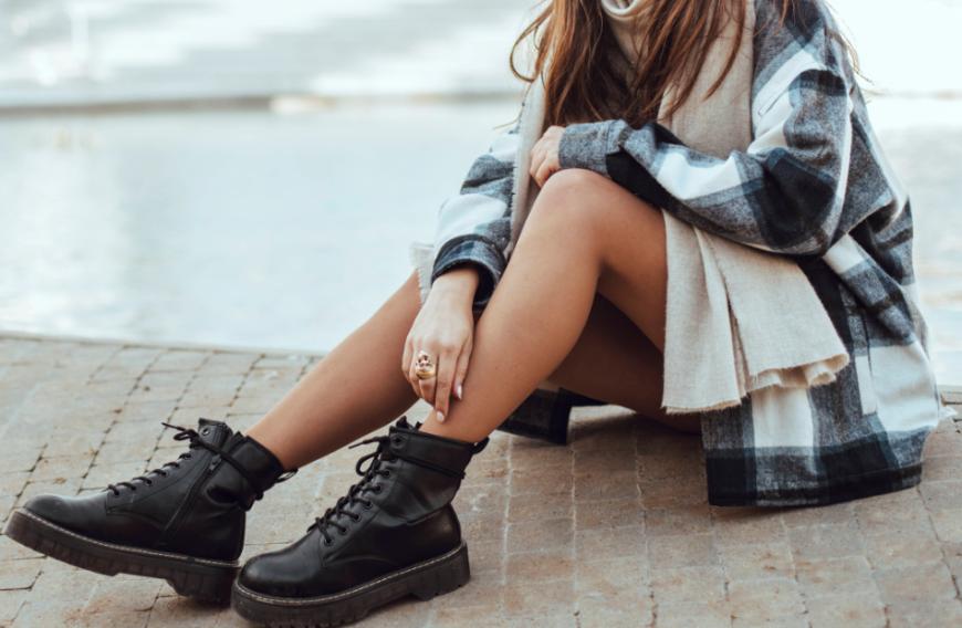 ... und den klassischen Schnürstiefeln, wie denen von Dr. Martens, stylen - fertig ist der stylische Herbst-Look!