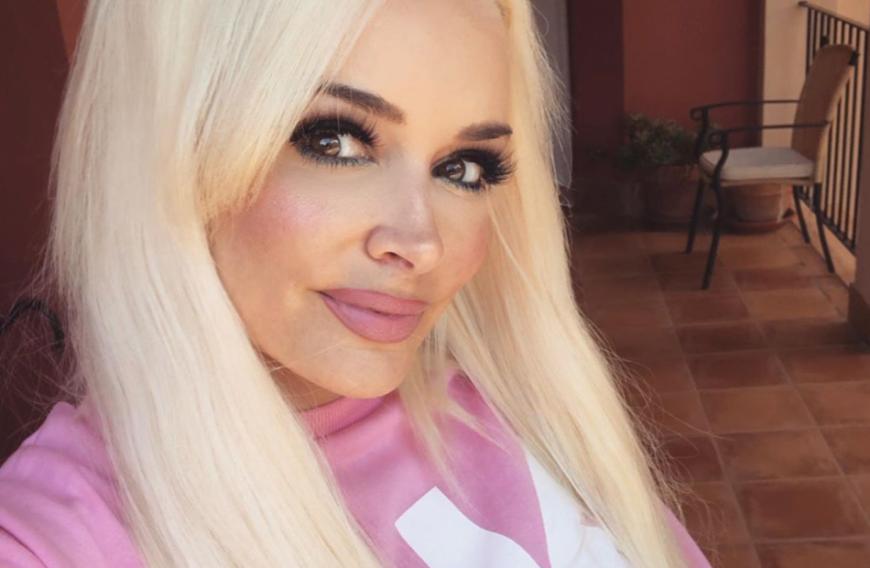 Der Grund: Sophias neue Schule machte Daniela kürzlich einen Strich durch die Urlaubsrechnung.