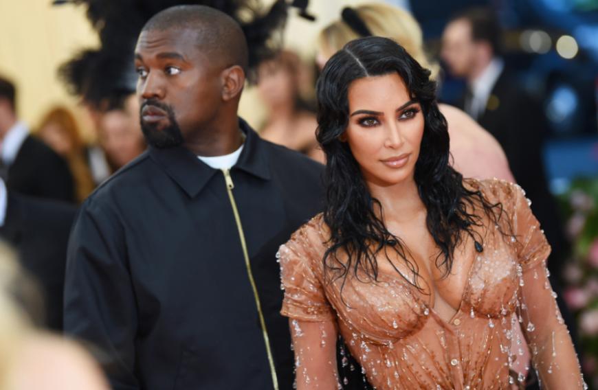 Kanye West setzt seine Kandidatur für das Amt des Präsidenten fort. Hat er mit dem Ganzen zutun?