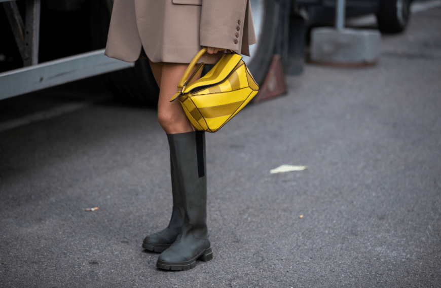 Gummistiefel zählen zu den Must-haves im Herbst. Vor allem ein Modell ist aktuell bei den Usern gefragt ...