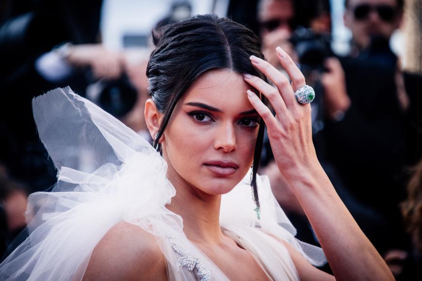 Kendall Jenner kifft regelmäßig.