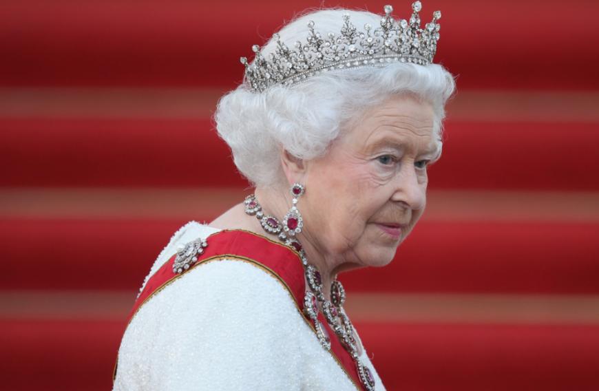 Queen Elizabeth II. erfuhr erst durch ihre Adjutanten von dem Vertrag ihres Enkels.