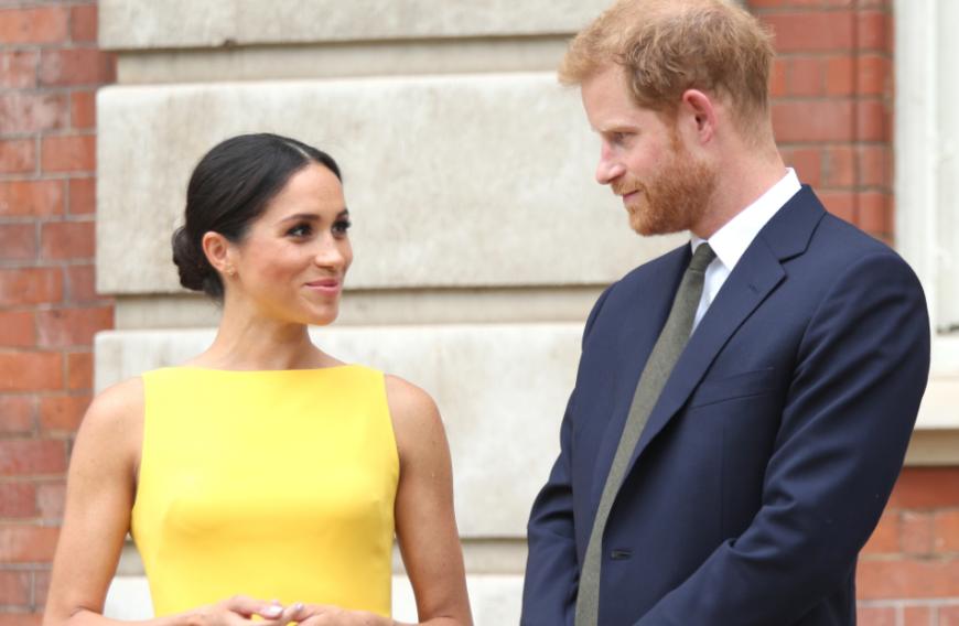 Meghan und Harry unterschrieben den Vertrag mit Netflix. Dem Königshaus erzählten sie offenbar nichts davon.