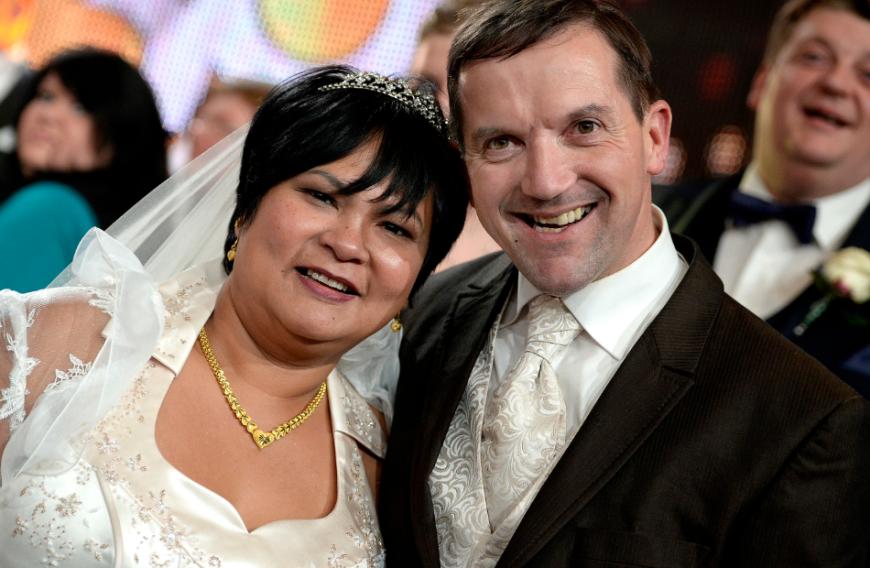 2009 lernten sich Narumol und Josef in der TV-Show kennen. 2010 folgte die große Hochzeit und nur ein Jahr später brachte die gebürtige Thailänderin Tochter Jorafina zur Welt.