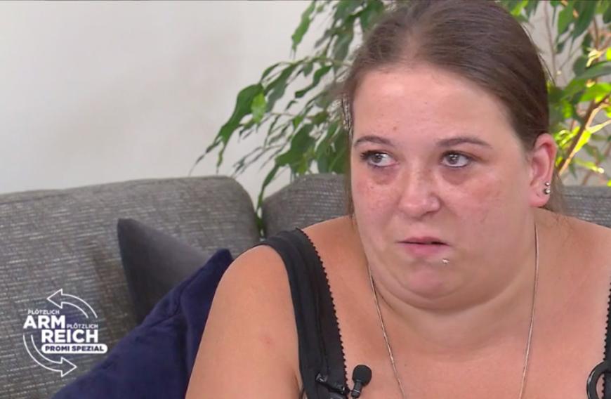 In einem berührenden Gespräch zwischen dem Stripper und Katharina Peter, der Mutter der Tauschfamilie, enthüllten beide, dass sie in der Vergangenheit mit einer Alkohol-Sucht zu kämpfen hatten.