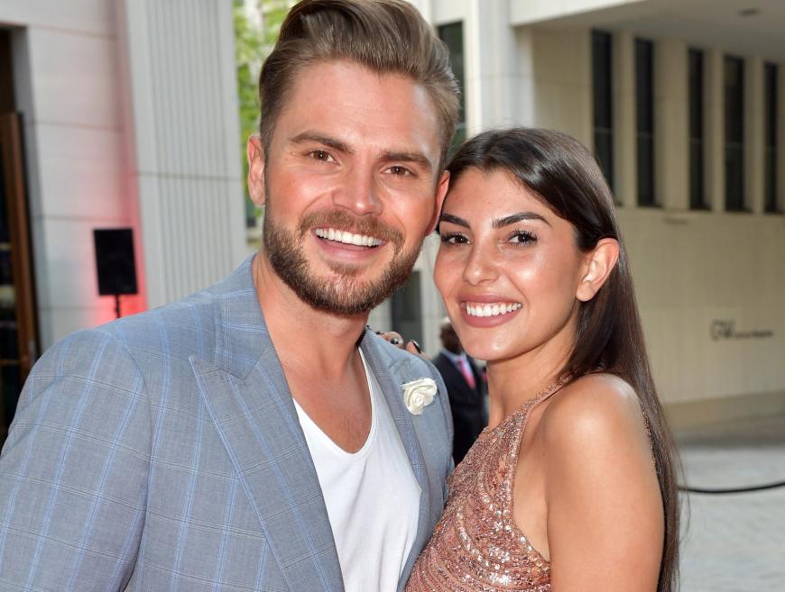 Nach zwei Jahren voller Höhen und Tiefen trennten sich Yeliz und Johannes Haller. Nun ist die Bachelor-Beauty endlich wieder glücklich vergeben!