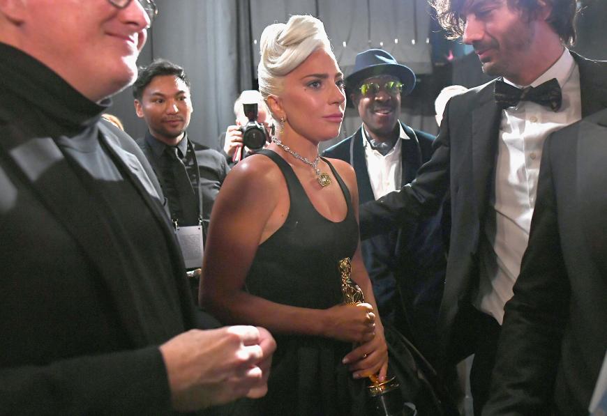 Lady Gaga setzt sich bereits seit langer Zeit aktiv für Mental Health ein und hat in der Vergangenheit öfter über ihren Kampf gegen Depressionen gesprochen.