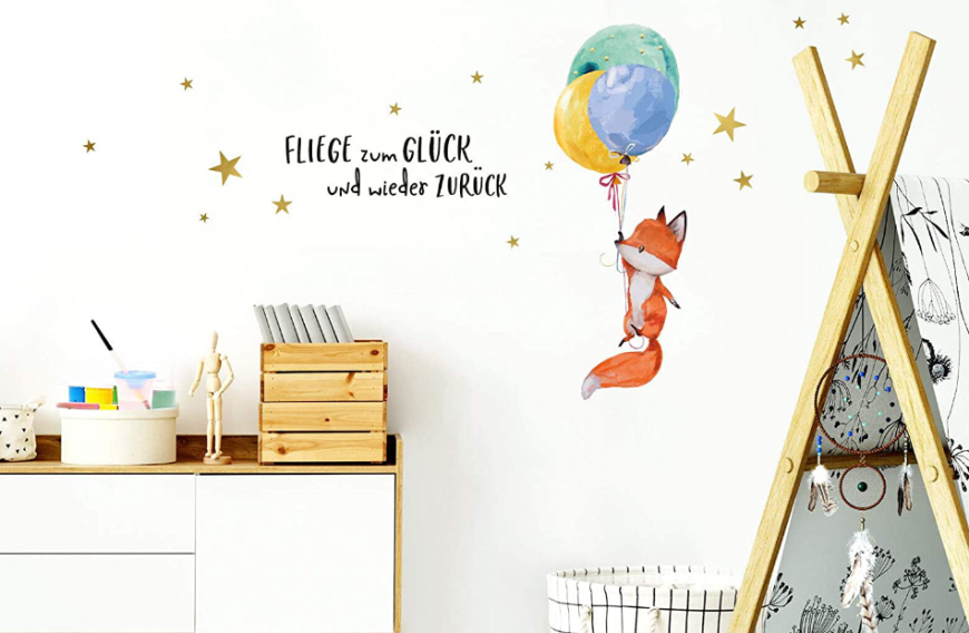 Dieses süßes Wand-Tattoo mit einem kleinen Fuchs ist sehr simpel, aber hat dennoch einen tollen Effekt und ist dazu super zeitlos! Hier kannst du das Klebebild für ca. 20 Euro shoppen.