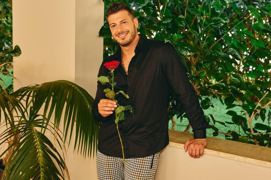 Adriano (35), Unternehmer aus Düsseldorf - RAUS IN FOLGE 1