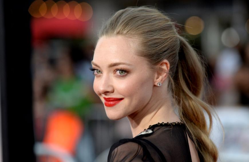 Amanda Seyfried hat ihr zweites Kind bekommen. Diese Neuigkeiten teilte aber nicht sie persönlich mit der Öffentlichkeit, sondern ließ die frohe Botschaft von zwei Wohltätigkeitsorganisationen verkünden.