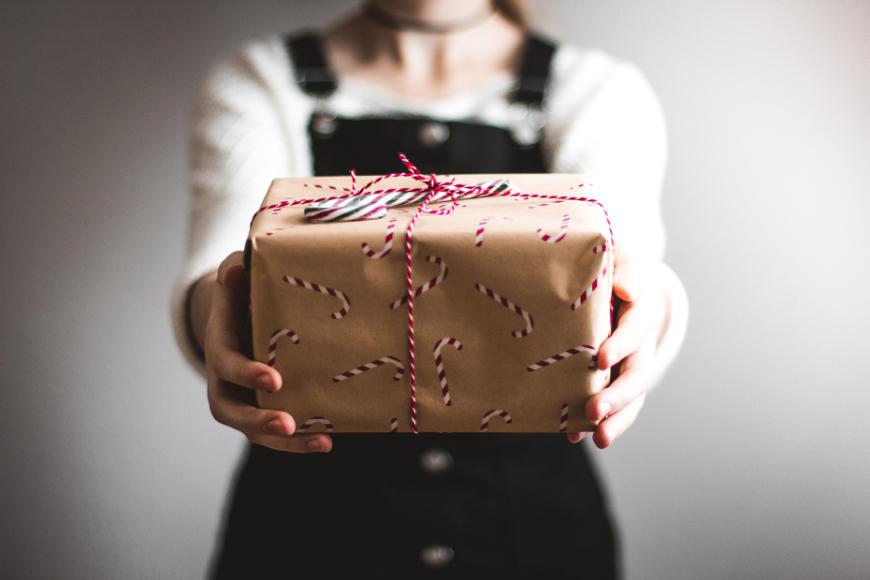 Über selbstgemachte Geschenke freuen sich die meisten Menschen. Hier findest du die schönsten Ideen. 