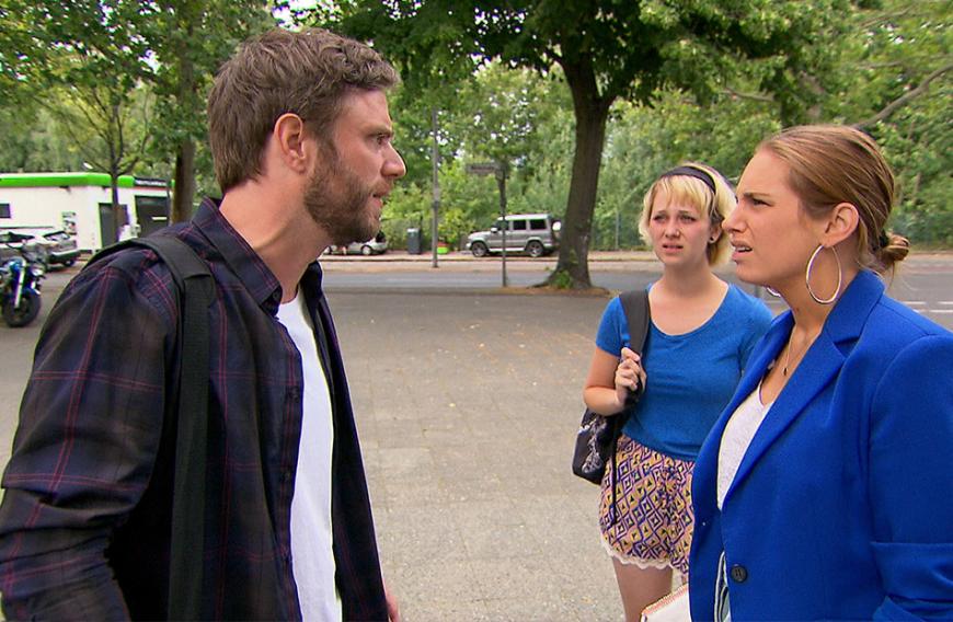 Zu Beginn haben sich Eric und Milla nicht gut verstanden. Eric tauchte plötzlich als Vater von Amelie auf.