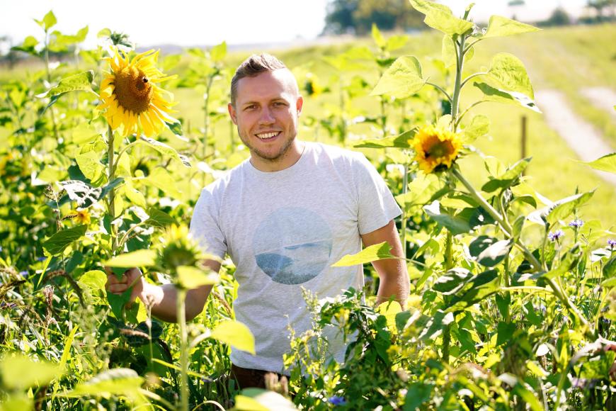... doch nun hat Patrick weiterhin die Qual der Wahl zwischen zwei Kandidatinnen.