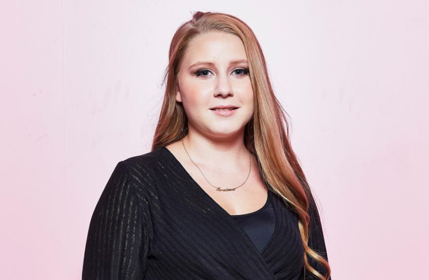 ... daraufhin vermuteten Follower und Fans des Teenagers, dass die TV-Persönlichkeit schwanger sein könnte.