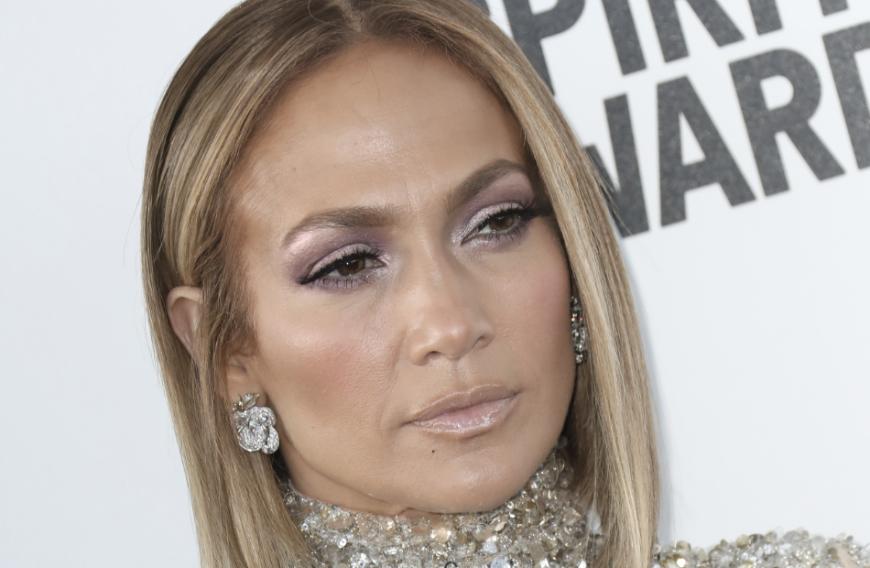 Der Haussegen hängt schief: Wegen der Corona-Pandemie mussten Alexander Rodríguez und Jennifer Lopez ihre Hochzeit schon einmal verschieben ...
