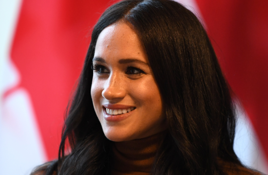 Lange, definierte Wimpern à la Herzogin Meghan? Kein Problem! Ihre Lieblingsmascara ist aktuell stark reduziert.