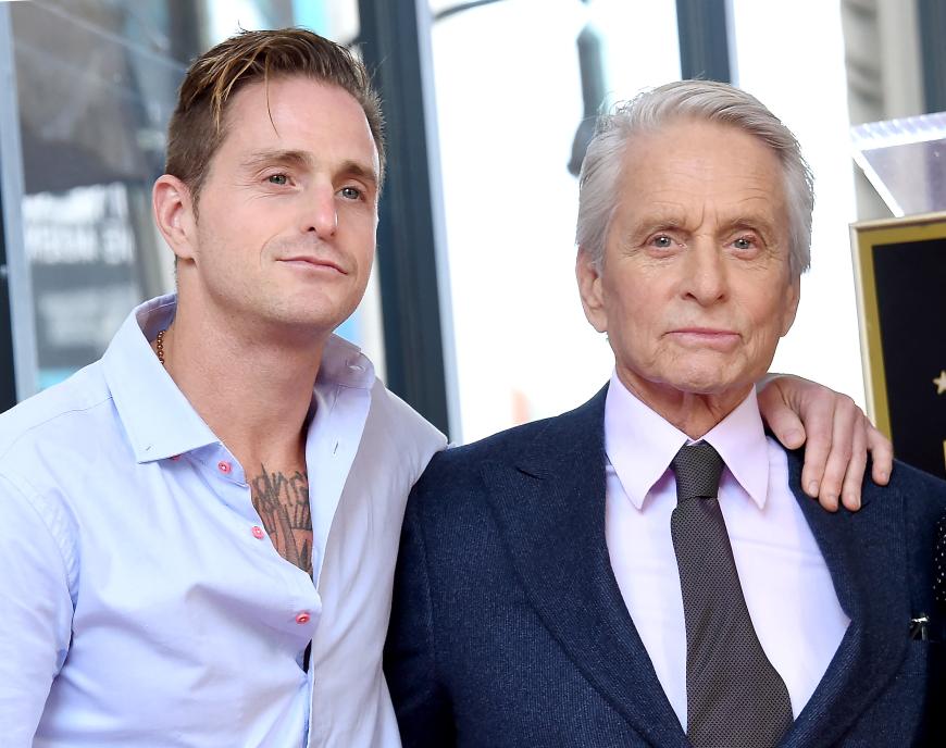 Sein Sohn Cameron Douglas hat ihm einen zweiten Enkel geschenkt.