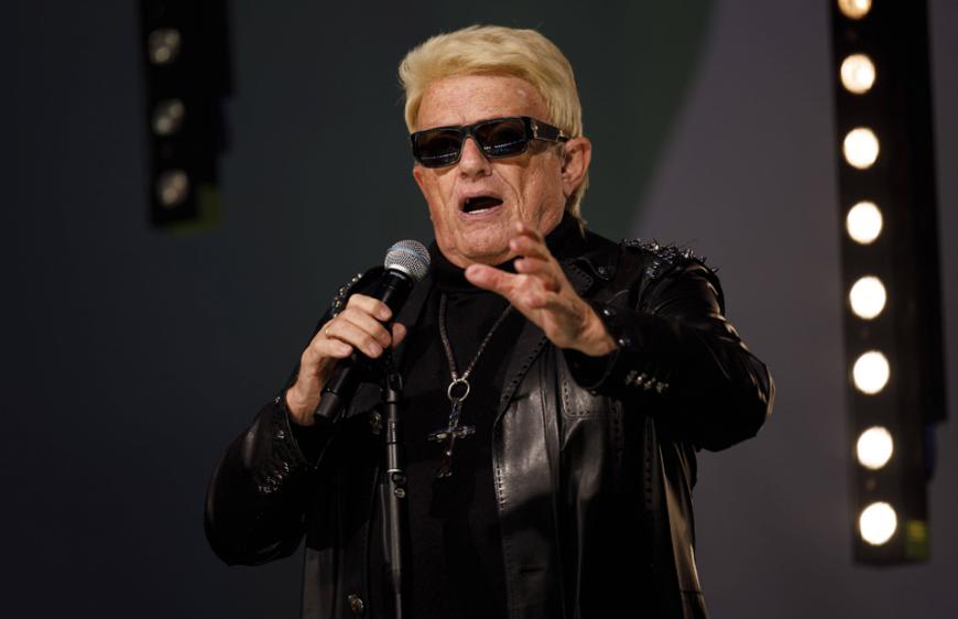 Heute tritt Heino vor allem als Düster-Rocker auf.