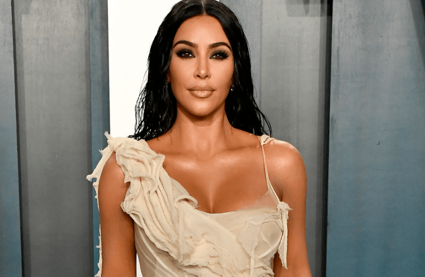 Schon seit Monaten soll sich Kim demnach mit ihrer Scheidungsanwältin beraten.