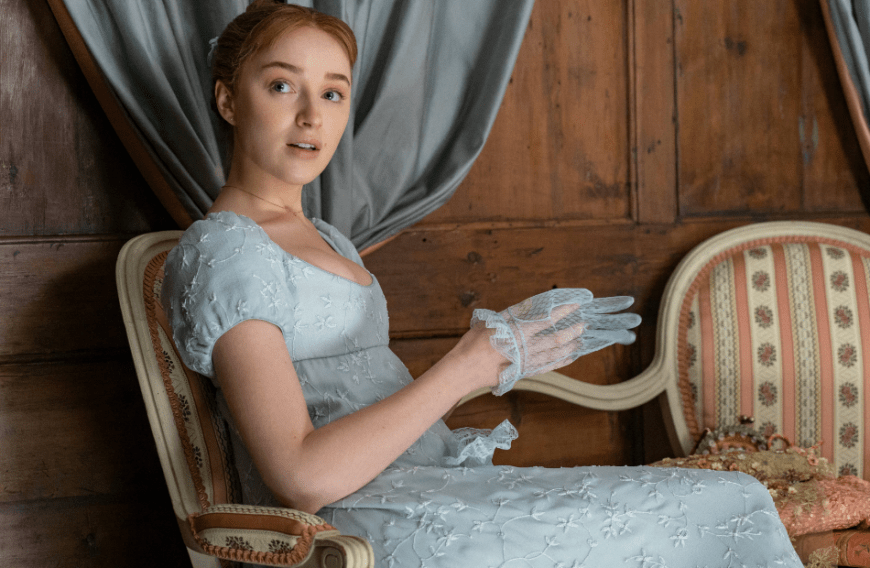 So haben die Maskenbildner der Serie verraten, wie dir der Look von Daphne Bridgerton gelingt ...