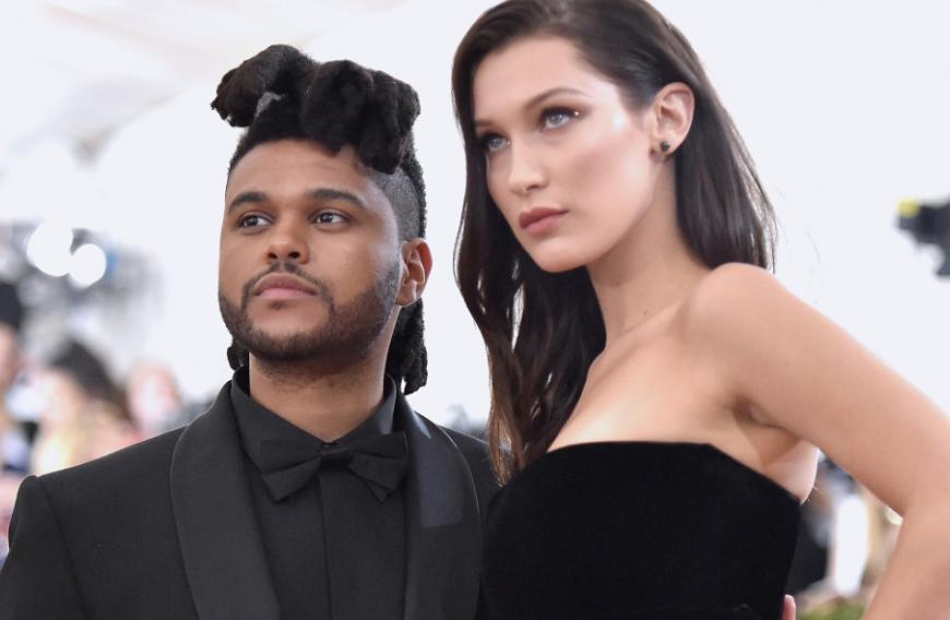 Vier Jahre lang führten die beiden eine turbulente On-Off-Liebe, 2019 war endgültig Schluss. Aber warum sollte The Weeknd Bella Hadid so lange nach der Trennung jetzt aufs Korn nehmen? Aus Rache, glauben seine Anhänger!
