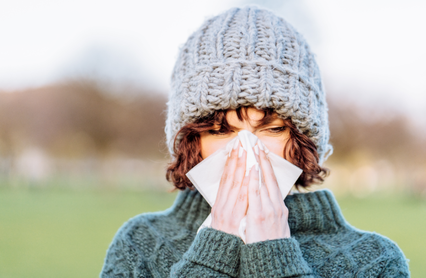 Der Winter ist für unser Immunsystem eine Herausforderung. Schluss damit! Mit diesen Tipps und Tricks kannst du der Erkältungswelle entgegenwirken. 