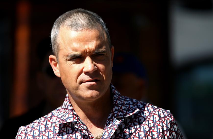 Nun hat es ihn erwischt: Robbie Williams wurde positiv auf das Coronavirus getestet.